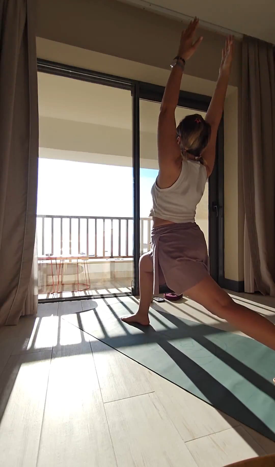 Özlem Koç – Yoga Eğitmeni